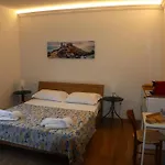 Cadismart Vendégház La Spezia